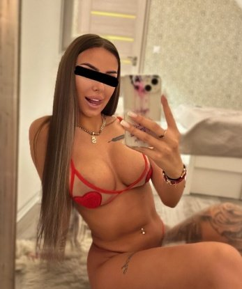 У меня есть все, чтобы сделать нашу встречу незабываемой: красивое тело, стройные ножки и нежные губки. Я готова подарить тебе непревзойденное удовольствие и исполнить все твои фантазии. 💋 Мои услуги включают классический секс, оральный секс, массаж и многое другое. Я гарантирую полное удовлетворение и приятную атмосферу. 🌟 Мои фото 100% реальны! Убедись в этом сам, пролистав мое портфолио. 📸 Каждый момент со мной будет запечатлен в твоей памяти надолго. Не упусти шанс испытать незабываемые эмоции и приятные ощущения! Жду тебя возле Москвы. 😉 2712, 22 года